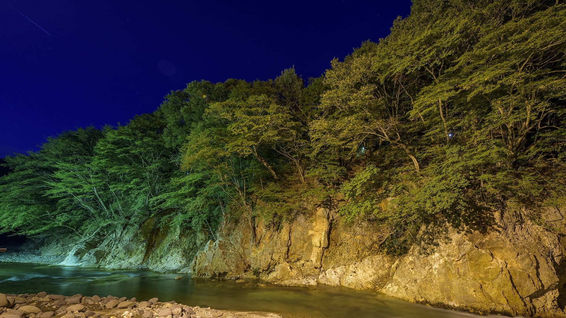夜の箒川
